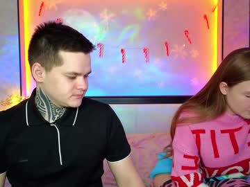 Candy_Bunnies Chaturbate stream image from December 30, 2024