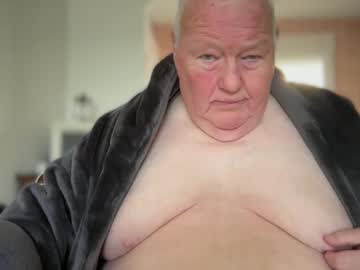Fatslutcutey Chaturbate stream image from December 30, 2024