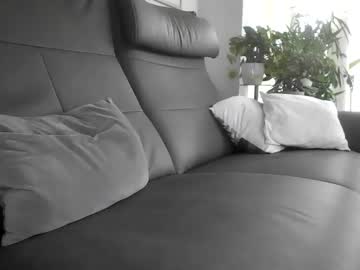 1971berliner Chaturbate stream image from December 30, 2024