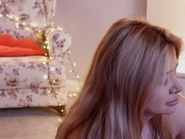 Amberseyes Chaturbate stream image from December 30, 2024