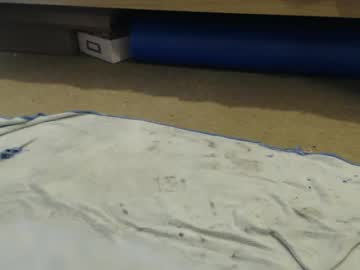 Bobbuild Chaturbate stream image from December 30, 2024