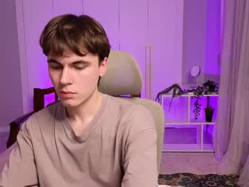 Istairee Chaturbate stream image from December 30, 2024