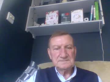 Colinbeech Chaturbate stream image from December 30, 2024