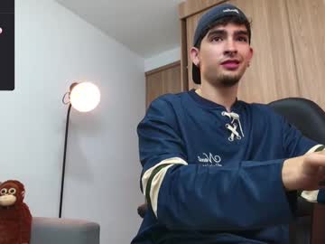 Zenn_Rush Chaturbate stream image from December 30, 2024