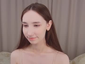 Lezyliza Chaturbate stream image from December 30, 2024