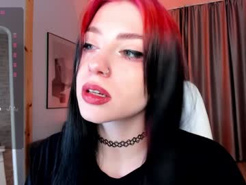 Arielabradberry Chaturbate stream image from December 30, 2024