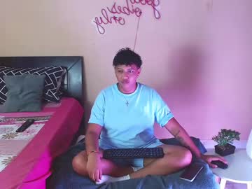 Milanulsen Chaturbate stream image from December 30, 2024
