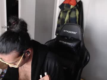 O0st0n3d0o Chaturbate stream image from December 30, 2024