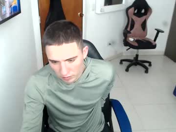 Sextinger Chaturbate stream image from December 30, 2024