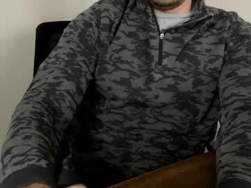 Andees222 Chaturbate stream image from December 30, 2024