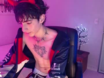 Kenny__Hot Chaturbate stream image from December 30, 2024