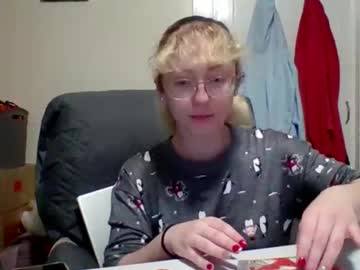 Blonde_Katie Chaturbate stream image from December 30, 2024