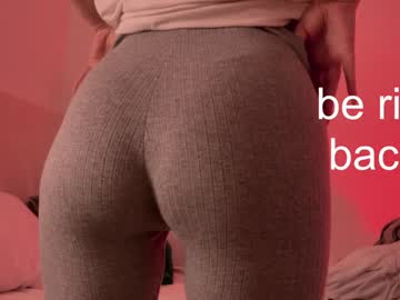H2h0e Chaturbate stream image from December 30, 2024