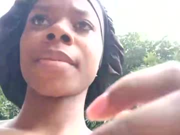 Lizethdahyan_19 Chaturbate stream image from December 30, 2024