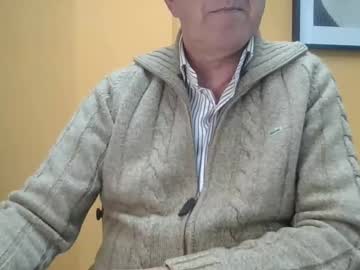 Xuletbcn Chaturbate stream image from December 30, 2024