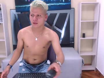 Mario_Cardenas Chaturbate stream image from December 30, 2024
