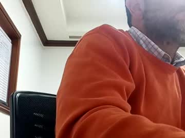 Frederikofo Chaturbate stream image from December 30, 2024