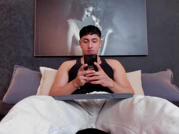 God_Of_Olympus1 Chaturbate stream image from December 30, 2024