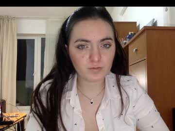 Issabel_Lo Chaturbate stream image from December 30, 2024