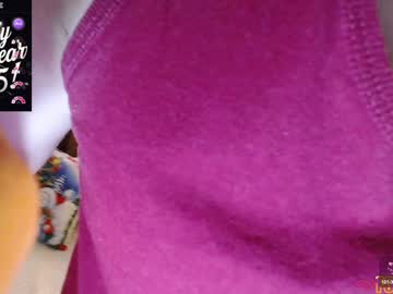 Julian1225_ Chaturbate stream image from December 30, 2024
