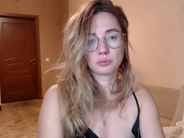 Mystiquemaya Chaturbate stream image from December 30, 2024