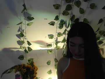Soffy_19 Chaturbate stream image from December 30, 2024