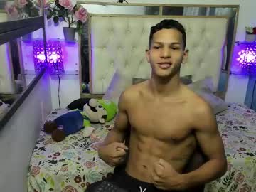 Tiam_Criss Chaturbate stream image from December 30, 2024
