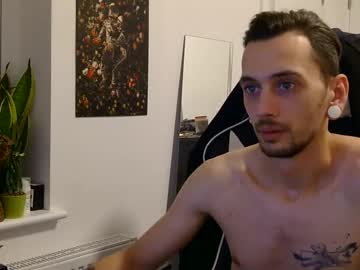 2323gary Chaturbate stream image from December 30, 2024