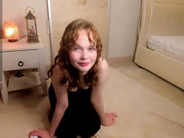 Angellshy Chaturbate stream image from December 30, 2024