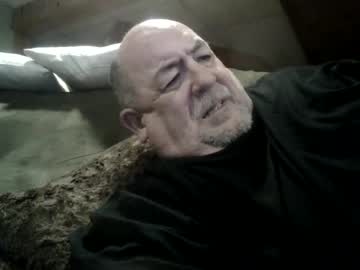 Hotandhornyxxx1 Chaturbate stream image from December 30, 2024