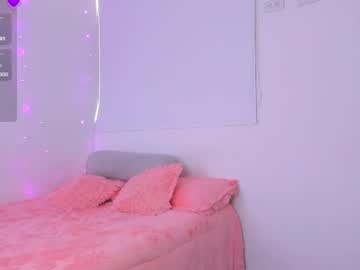 Nicolejaymes_ Chaturbate stream image from December 30, 2024
