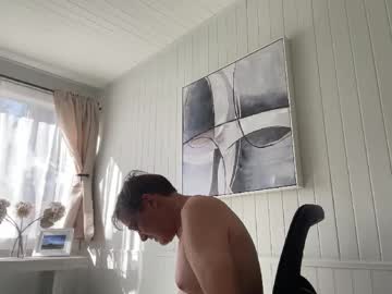 Pwilliamson Chaturbate stream image from December 30, 2024
