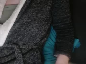 Douce_Elsa Chaturbate stream image from December 30, 2024
