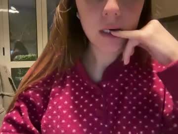 Myla_Solea Chaturbate stream image from December 30, 2024