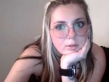Sexylittleseven stream image from December 30, 2024