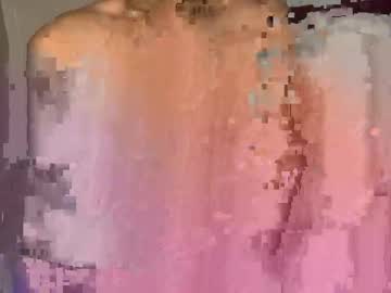 Bigbobobaggins Chaturbate stream image from December 31, 2024