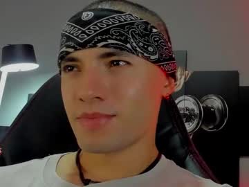 David_Jons7 Chaturbate stream image from December 31, 2024