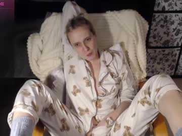 Mrsluck Chaturbate stream image from December 31, 2024