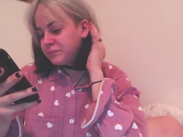 Molly_Crow Chaturbate stream image from December 31, 2024