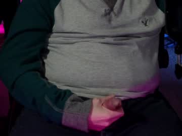 Therealbumbles Chaturbate stream image from December 31, 2024