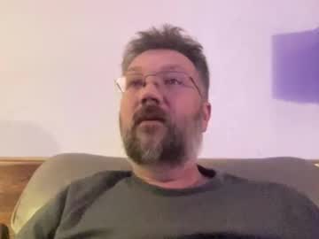 Tmosmun Chaturbate stream image from December 31, 2024