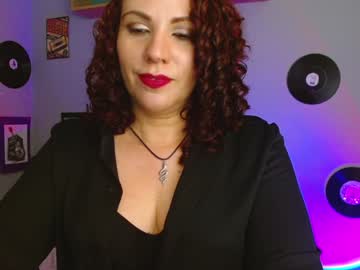 Nicky_Lucy_M Chaturbate stream image from December 31, 2024