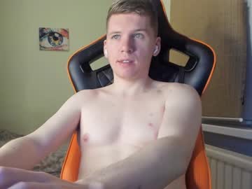 Pirremeow Chaturbate stream image from December 31, 2024