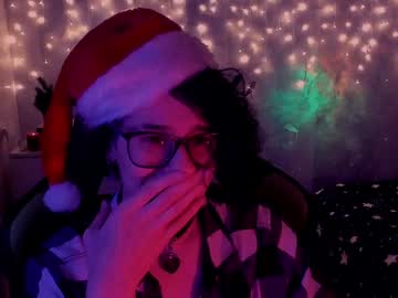 Yourscosmic Chaturbate stream image from December 31, 2024