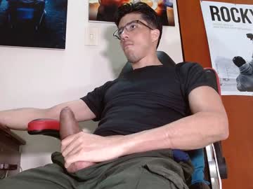 Alexander_Dimitri Chaturbate stream image from December 31, 2024