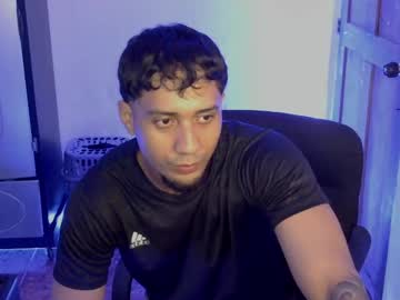 Howy55 Chaturbate stream image from December 31, 2024