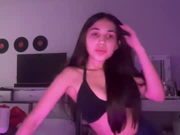 Babycakesnessa1 Chaturbate stream image from December 31, 2024