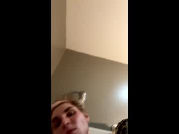 Bigskinnyboyshh Chaturbate stream image from December 31, 2024