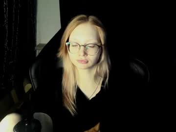 _Caramel_Milk_ Chaturbate stream image from December 31, 2024