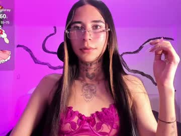 Mari_White Chaturbate stream image from December 31, 2024